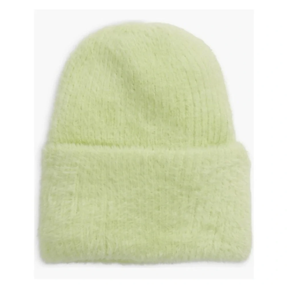 NWT Open Edit Feather Yarn Stretch Beanie Hat in Calm Green - price is firm - Picture 1 of 4